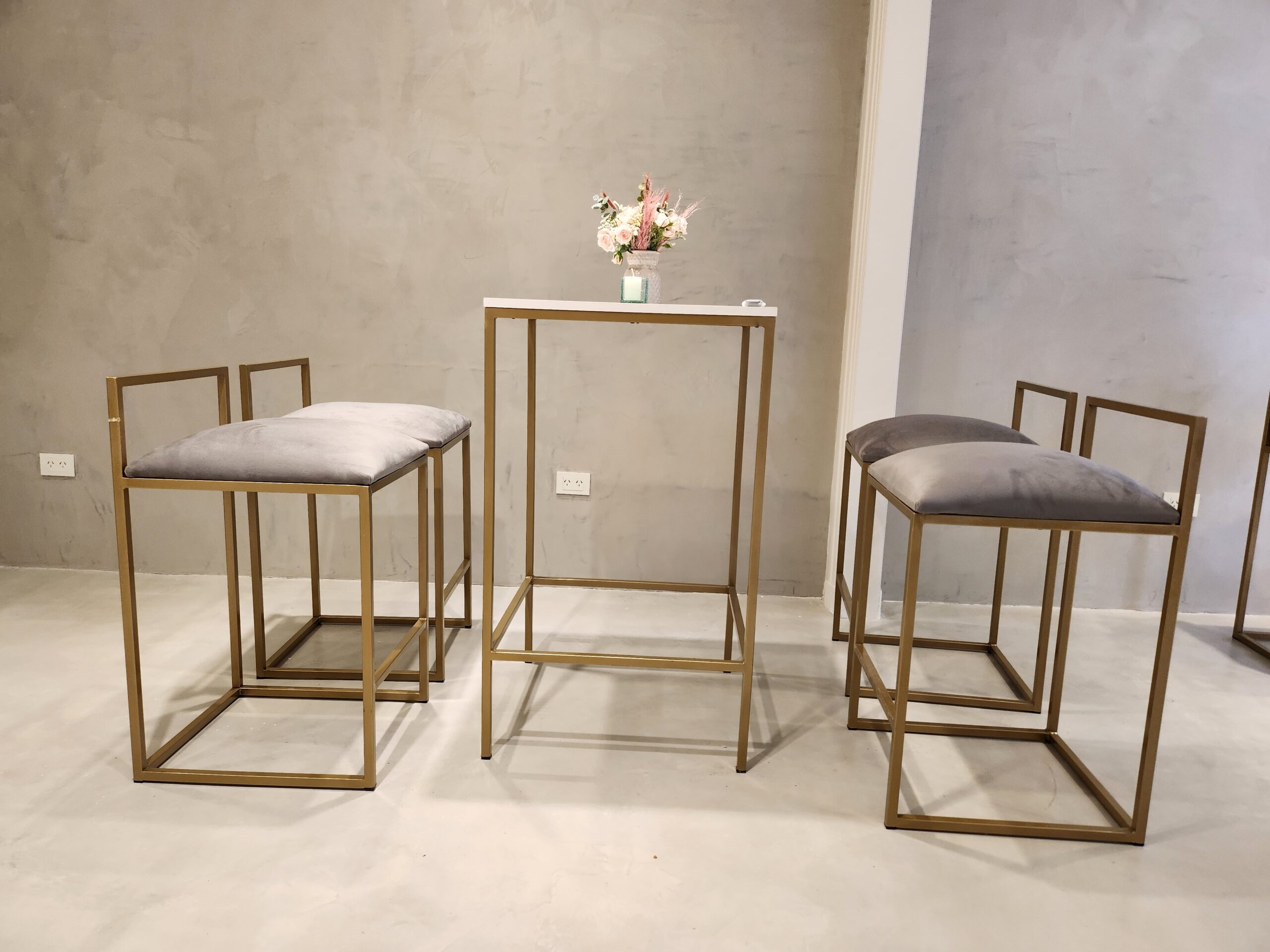 Lámpara de mesa blanca CARRION