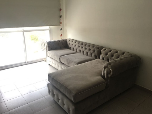 Sillón Esquinero Chesterfield Capitone Tres Cuerpos Lino Antidesgarros