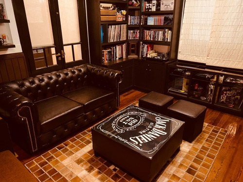 Sillón Chesterfield Eduardo V Dos Cuerpos Ecocuero